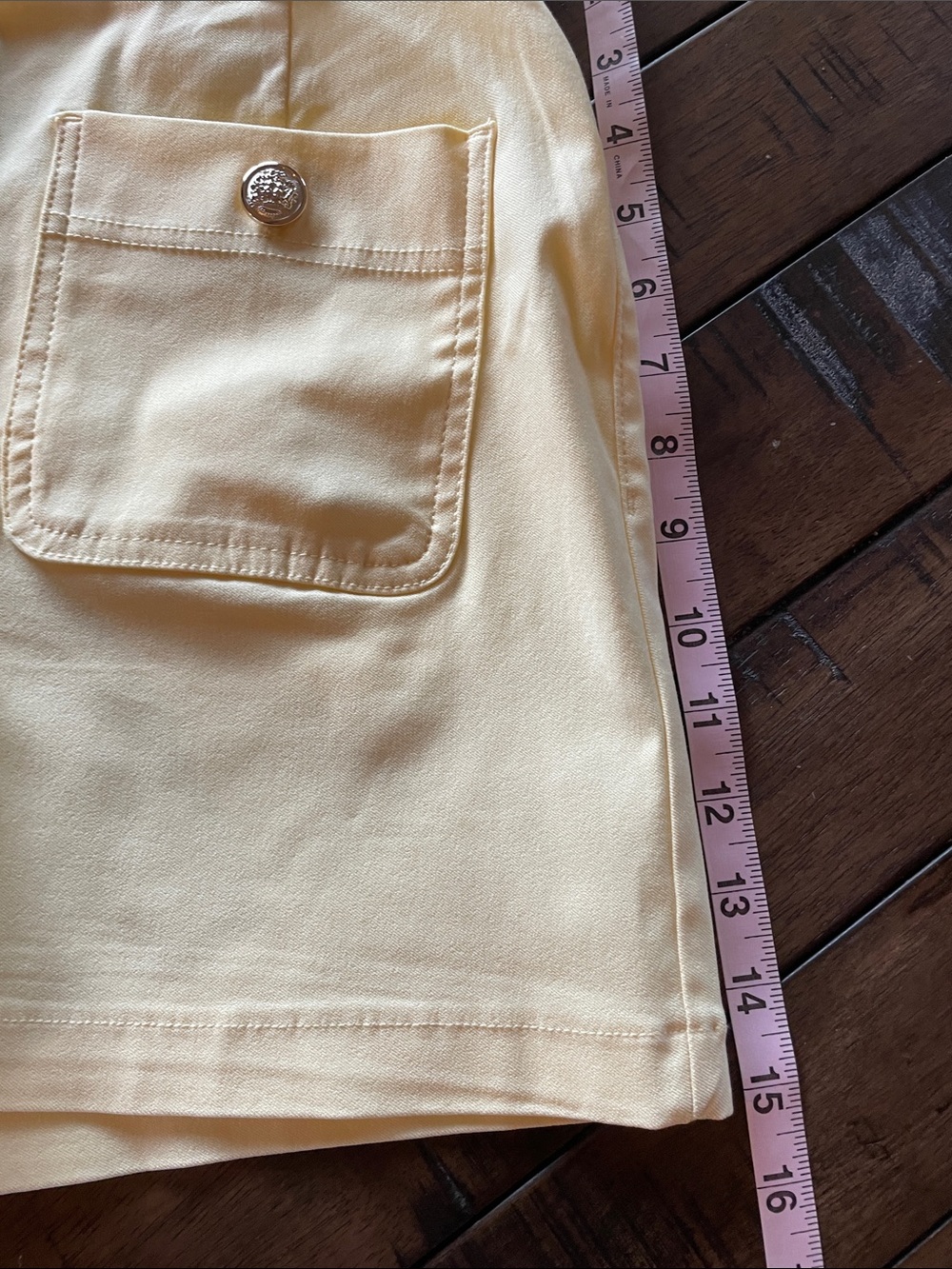 Jules & Leopold Butter Yellow Front-Pocket High Rise Shorts - Picture 8 of 13